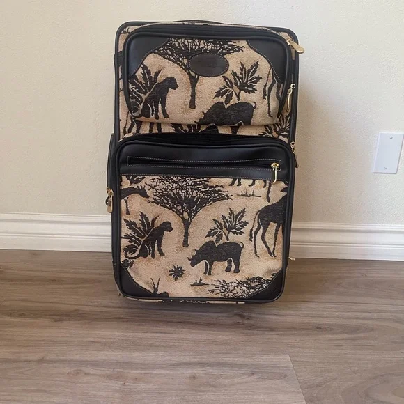 Louis Vuitton Suitcase - Picture 7 of 10